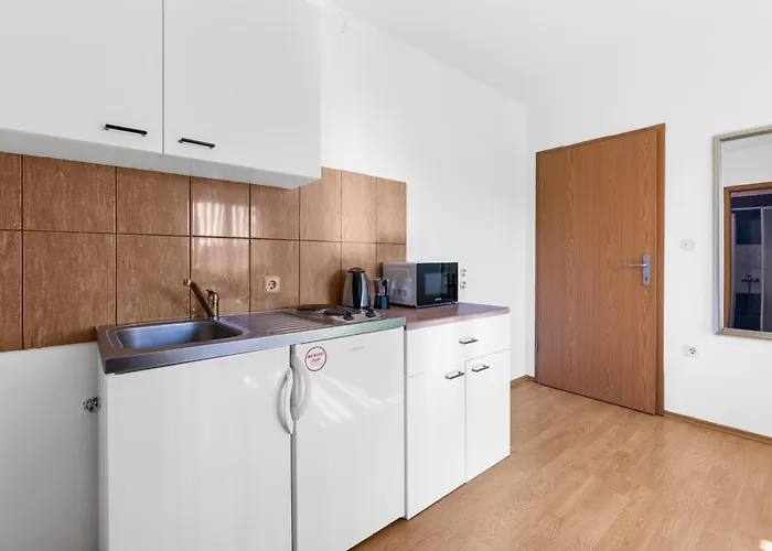 Mare Apartment *
