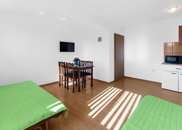 Apartment Mare